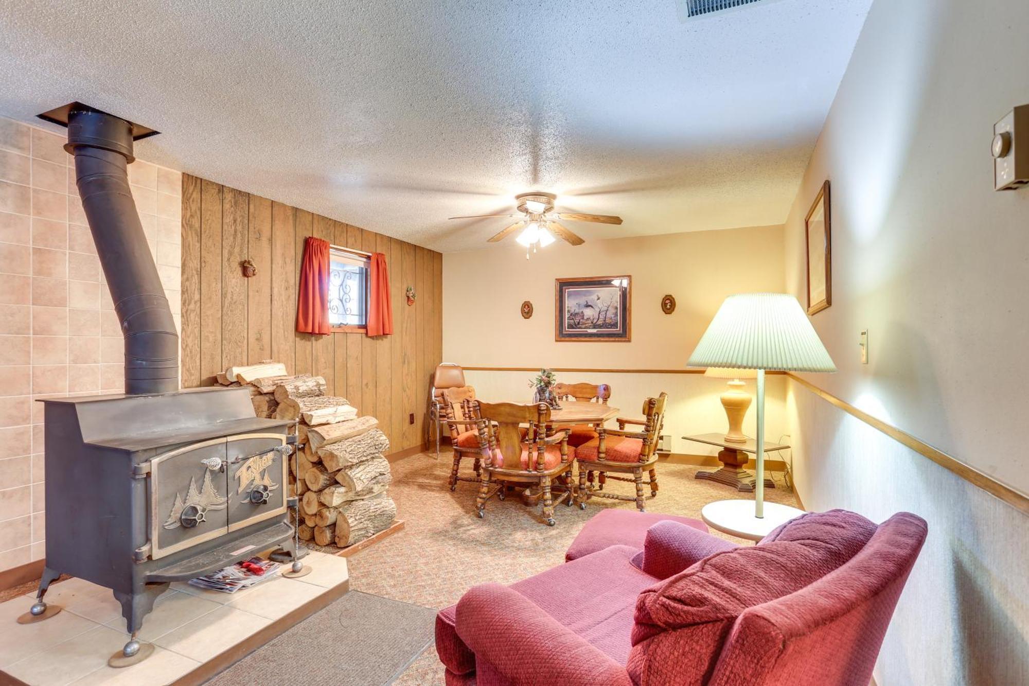 Cozy Black Hills Nature Retreat With Private Deck! Рапид Сити Екстериор снимка