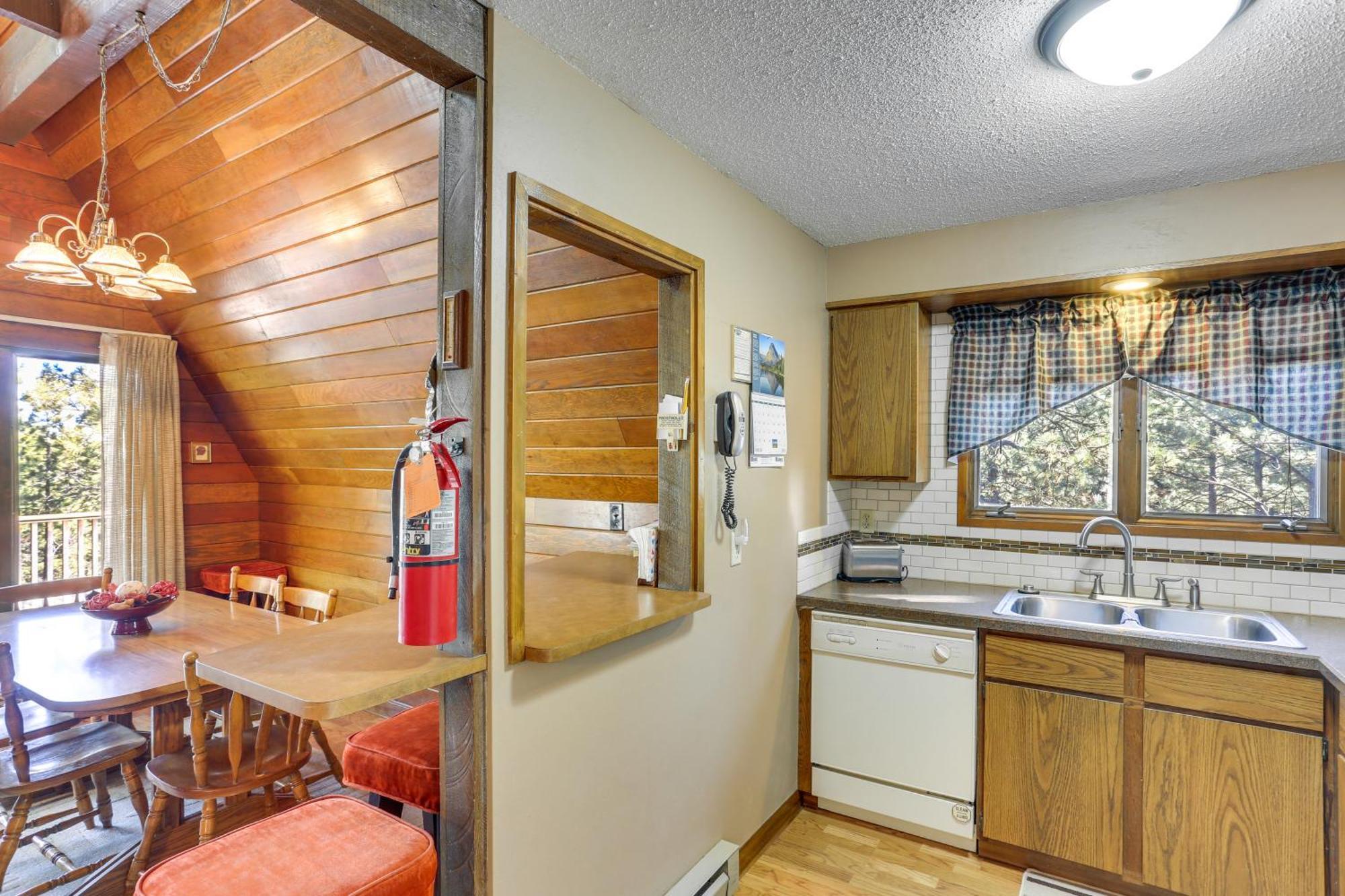 Cozy Black Hills Nature Retreat With Private Deck! Рапид Сити Екстериор снимка
